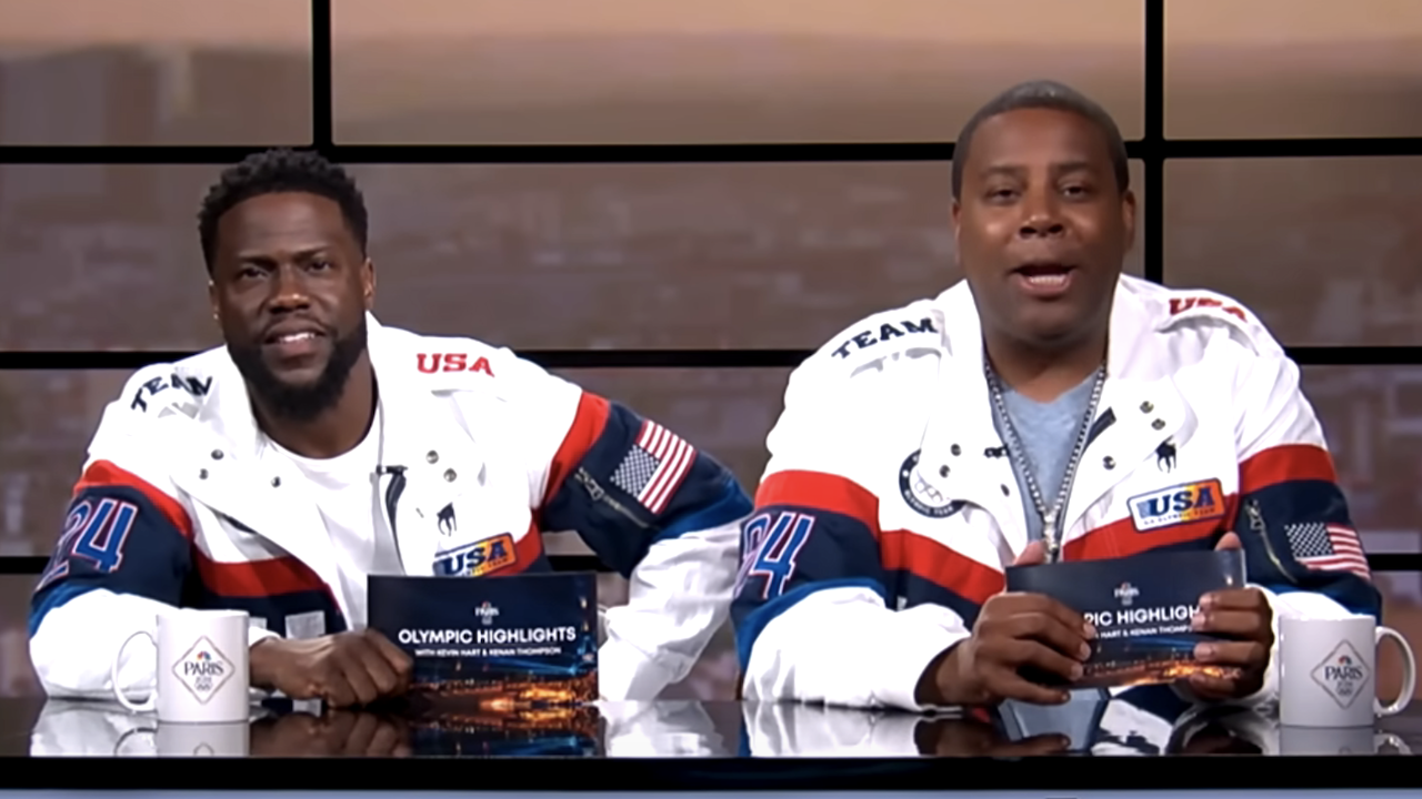 Kenan Thompson Absolutely Roasted Kevin Hart’s Feet Not Touching The Floor During Olympics Broadcasts, And One Fan Comment Is Priceless