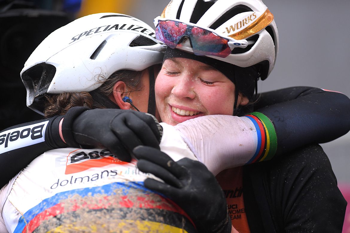 Anna van der Breggen celebrates with teammate and world champion Chantal Blaak