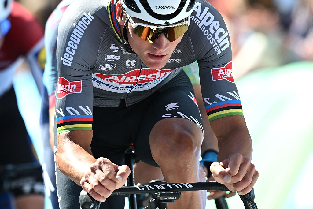 Alpecin-Deceuninck&#039;s Dutch rider Mathieu van der Poel competes during the fifth and last stage of the &#039;Renewi Tour&#039; cycling race, 185 km from and to Leuven, on August 24, 2025. (Photo by DAVID PINTENS / Belga / AFP) / Belgium OUT