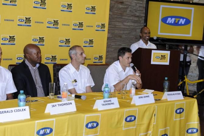 Doug Ryder introduces the MTN-Qhubeka team at the presentation