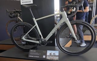 Riverside GRVL GCR – a carbon gravel race bike