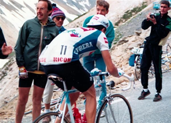 Stephen Roche on his way to victory at the 1987 Tour de France