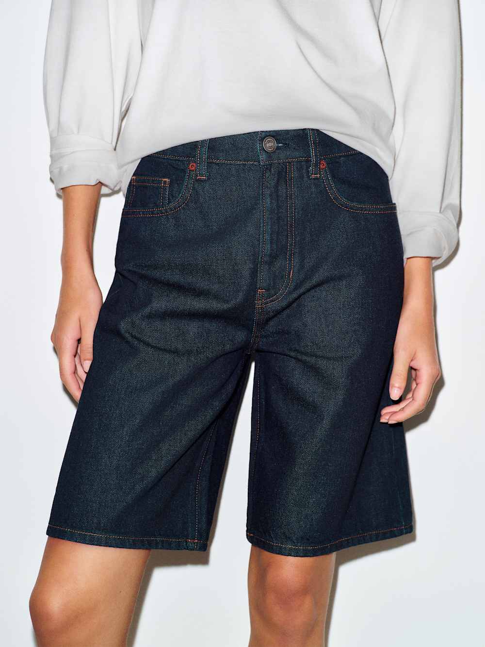 Hayden Mid Rise 8 in Jean Shorts