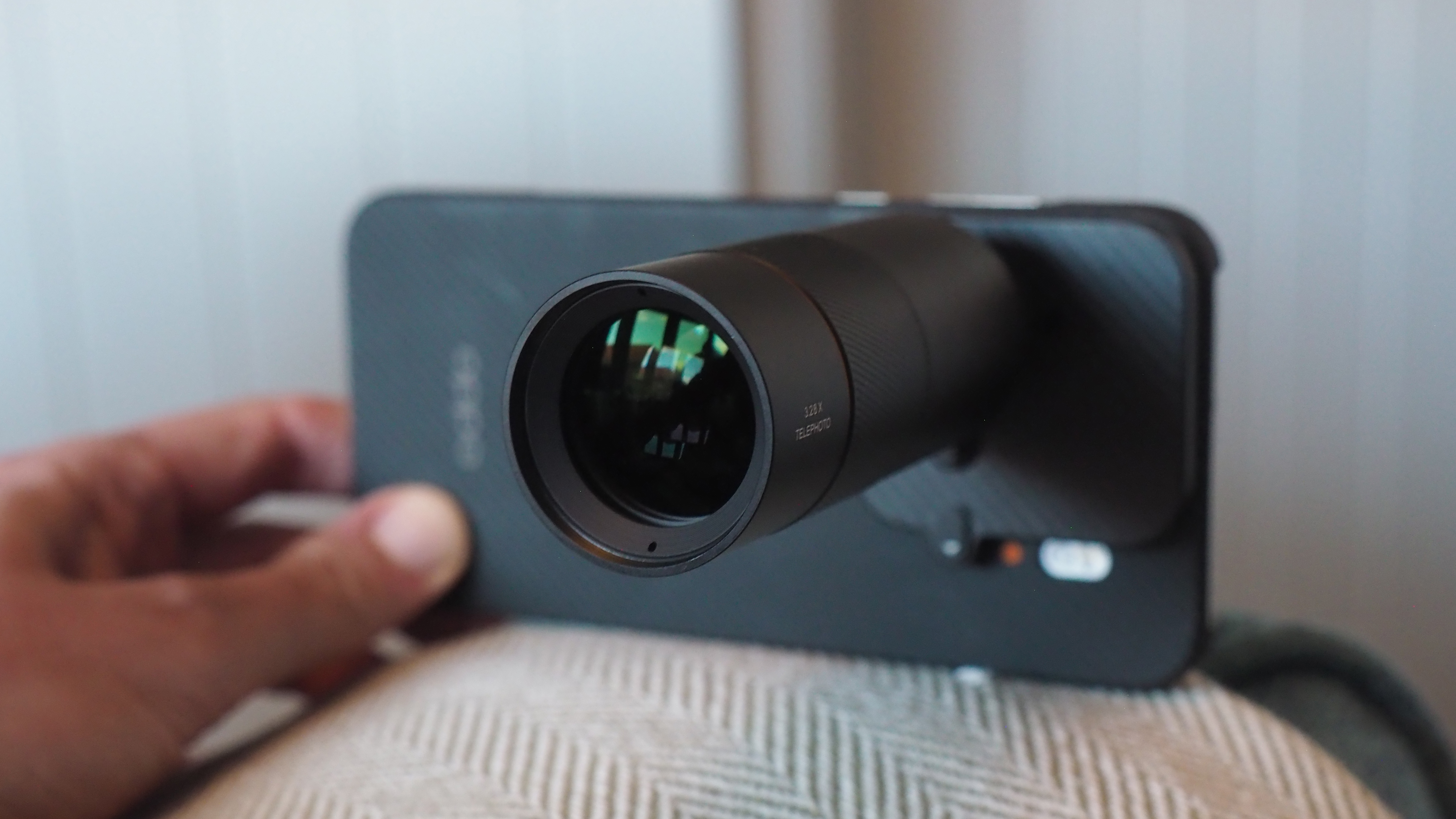 Oppo Find X9 Pro with Hasselblad Teleconverter