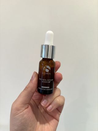 iS Clinical Pro-Heal Serum