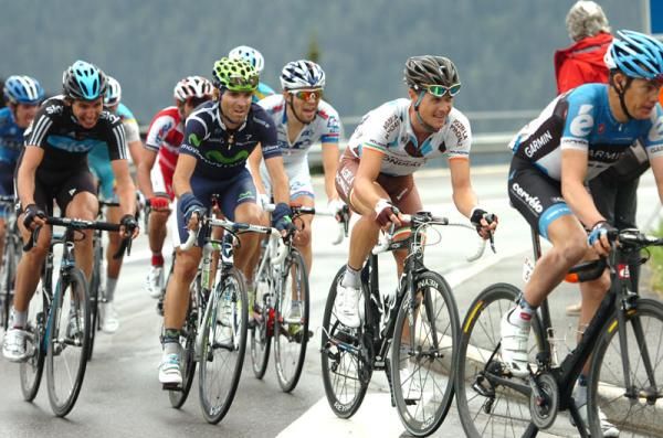 Valverde follows Roche and Danielson