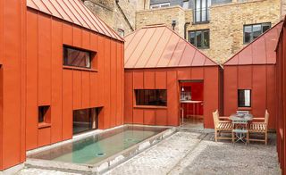 A Contemporary Courtyard House in London