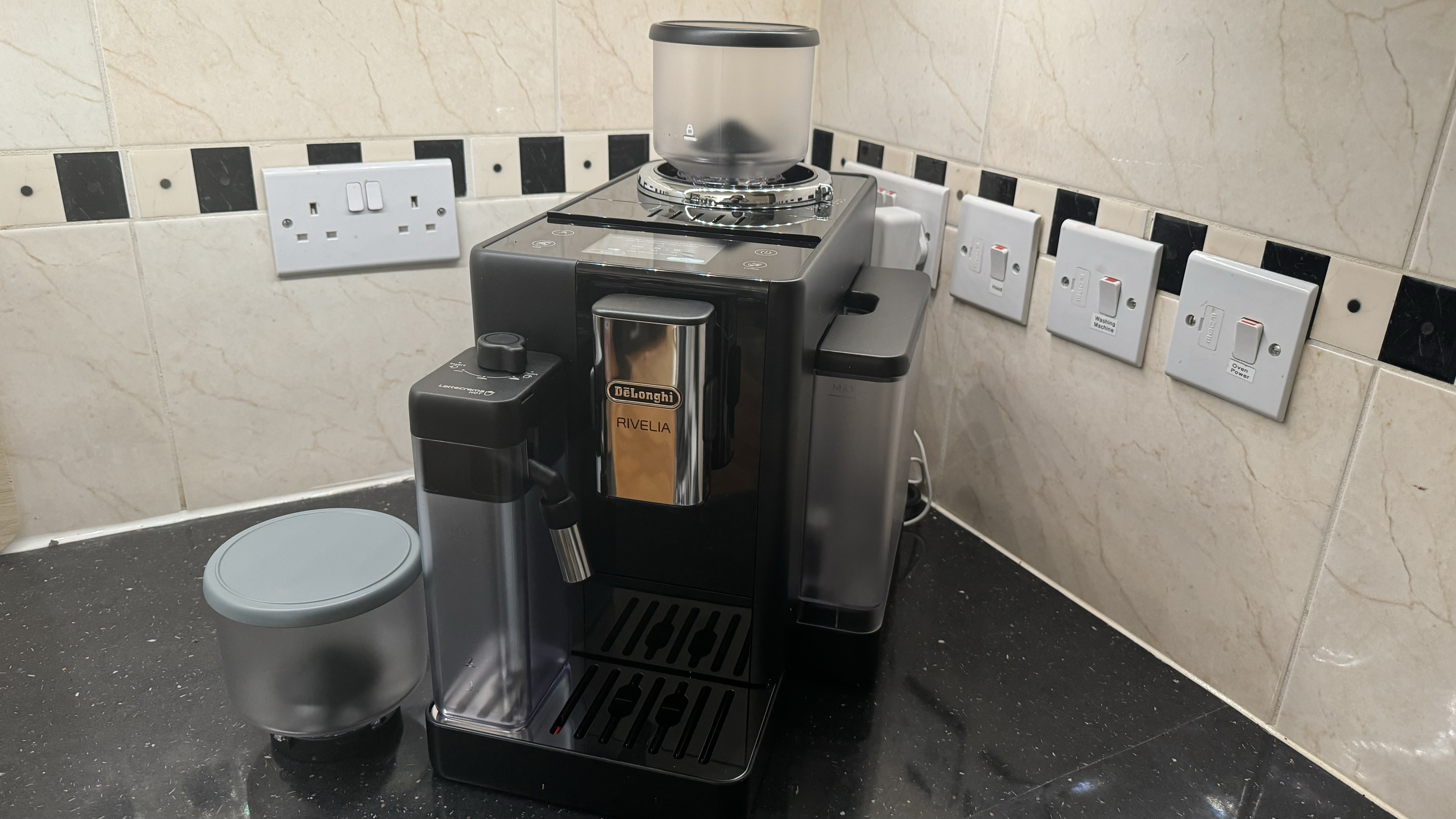 De'Longhi Rivelia Automatic Compact Bean to Cup Coffee Machine