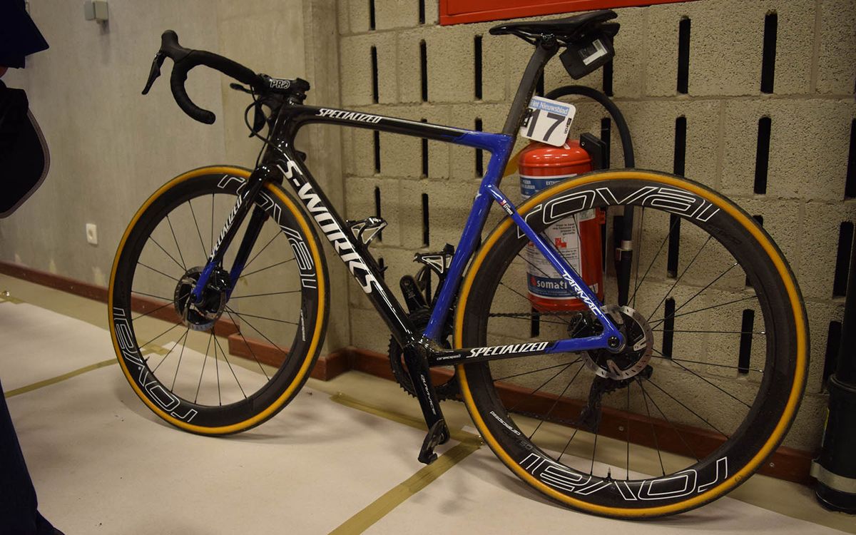 Specialized's sponsored teams have 100% committed to disc brakes in 2019