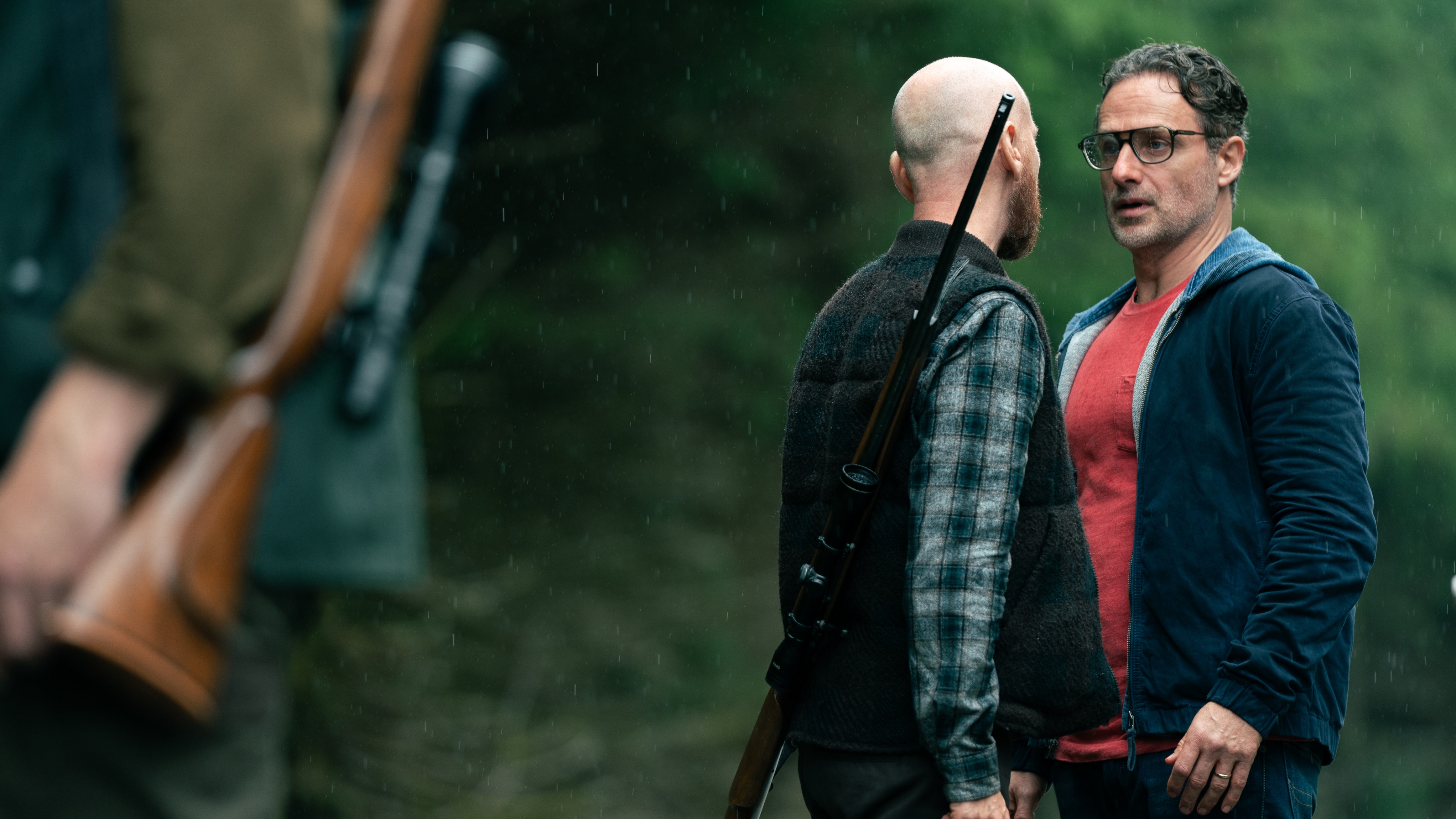 Tommy (Ewen Bremner) confronts John (Andrew Lincoln) while they're hunting