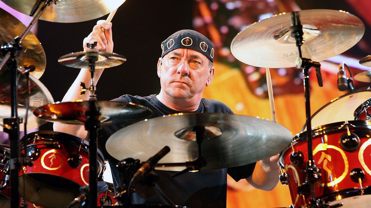 Neil Peart playing live