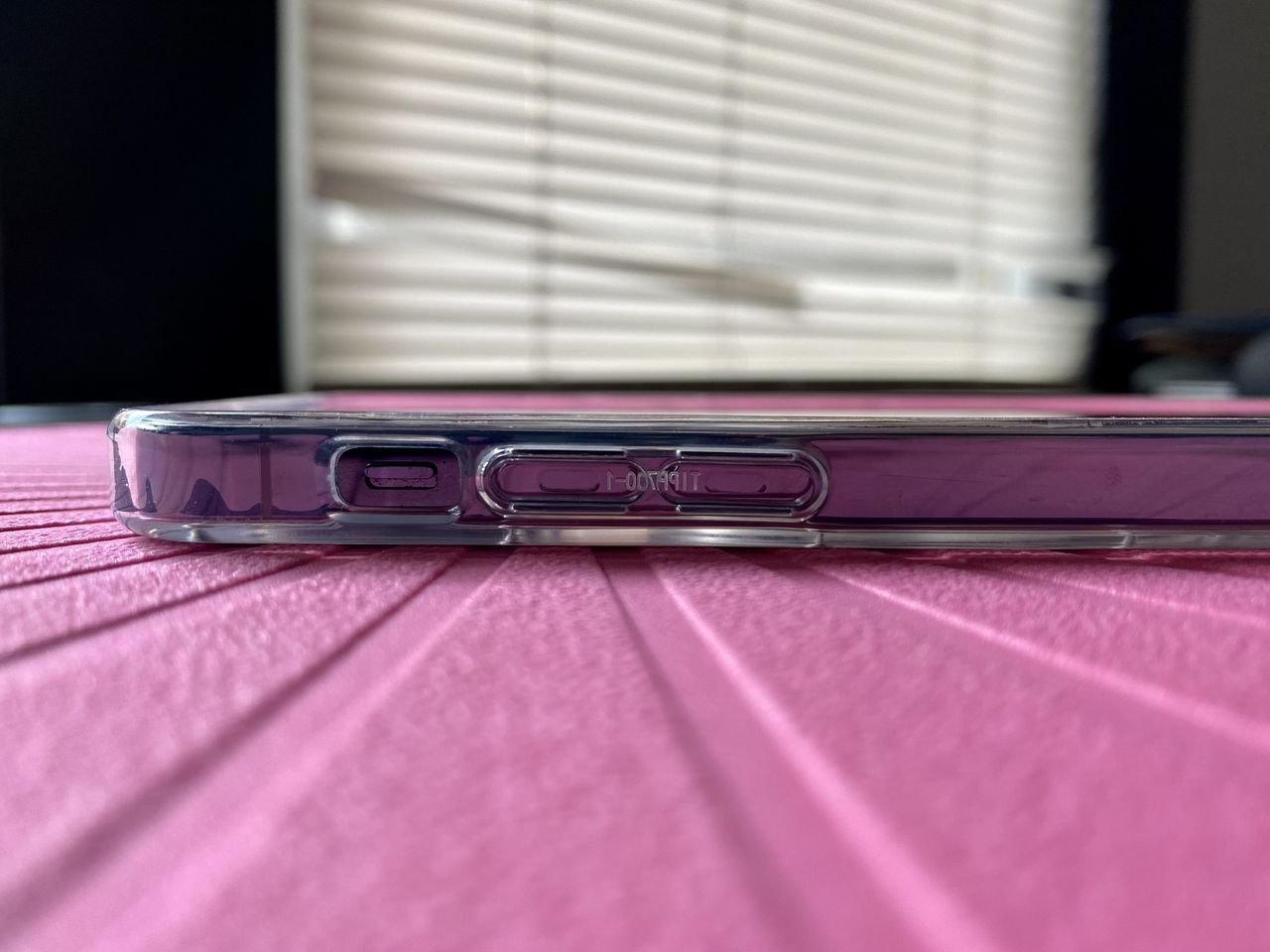 Kate Spade New York Magsafe Volume Buttons