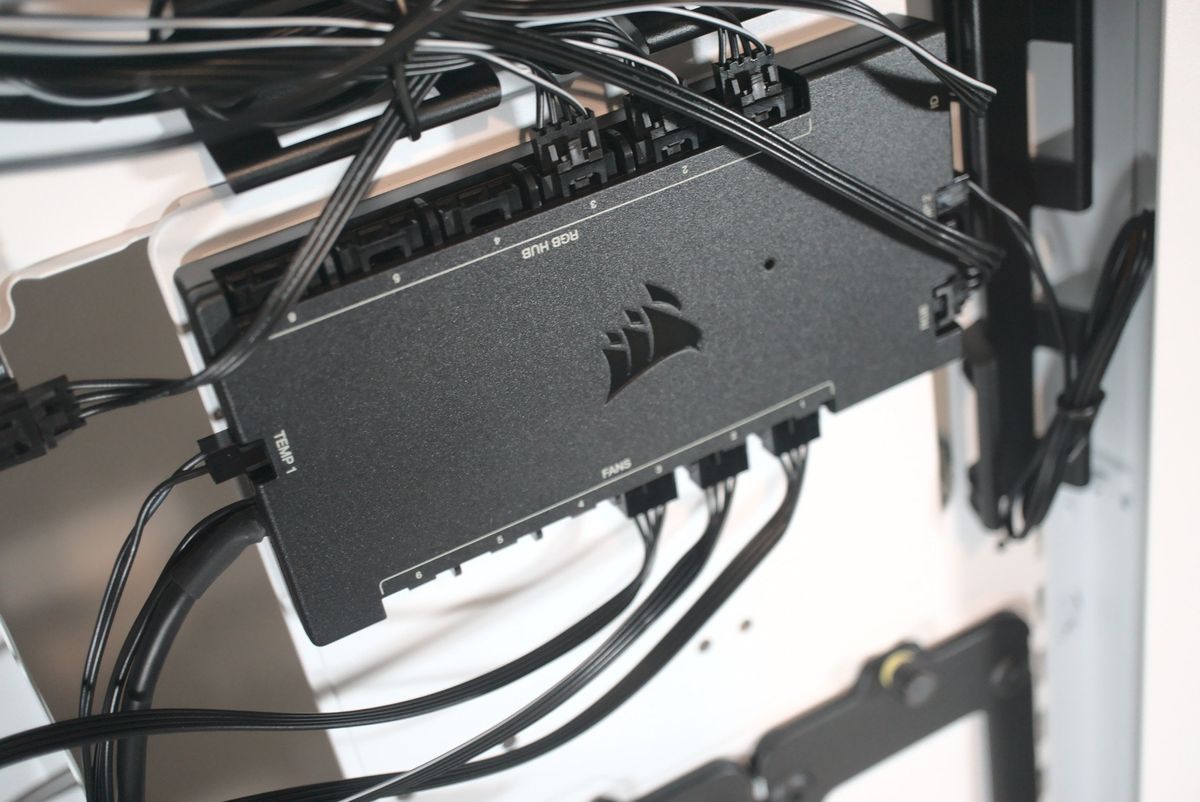 Corsair iCUE 5000T RGB
