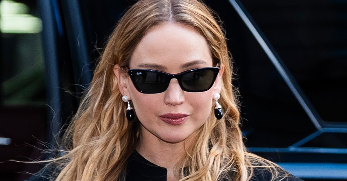 Scarf Belts Won't Look Dated *If* You Wear Them With This Skinny-ish Denim Trend