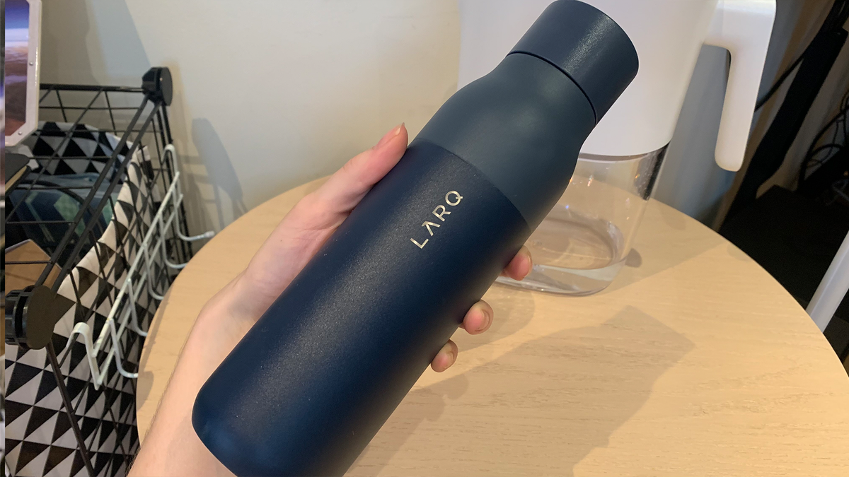 I hate the taste of water, but Larq’s smart water devices have finally