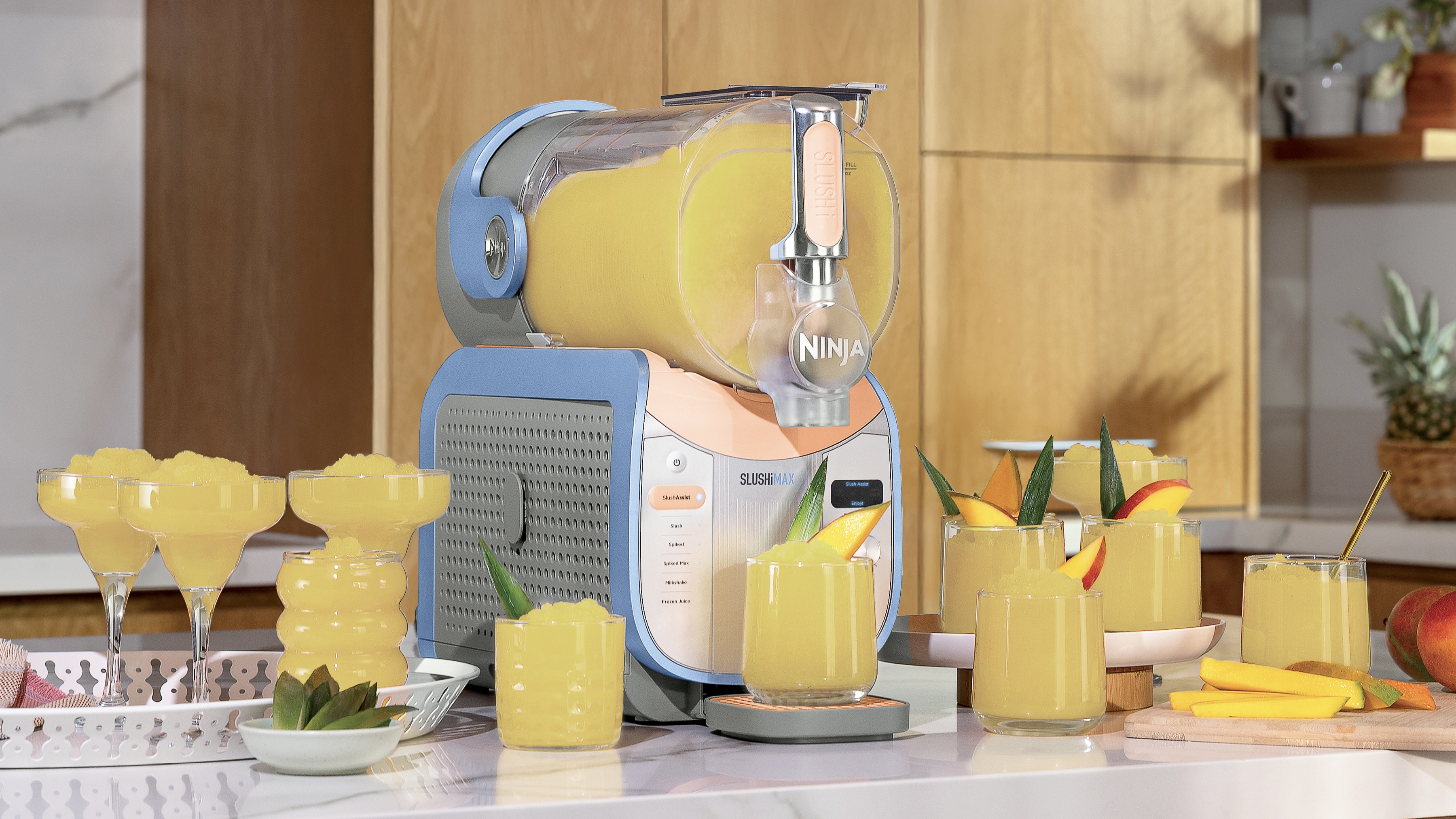 SLUSHi Max Smart Frozen Drink Maker