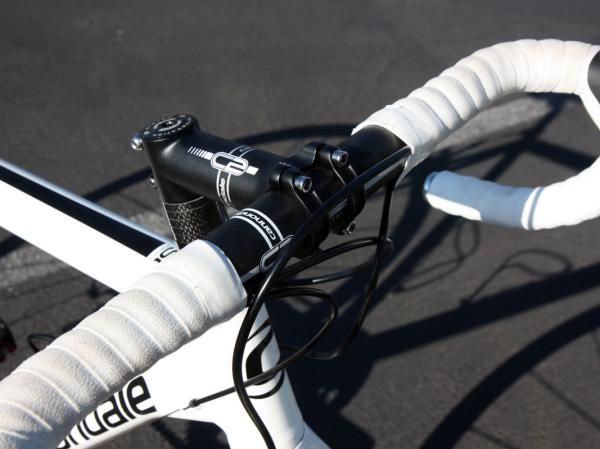 There's nothing terrible fancy about the cockpit components on our Cannondale CAAD10 3 test model.