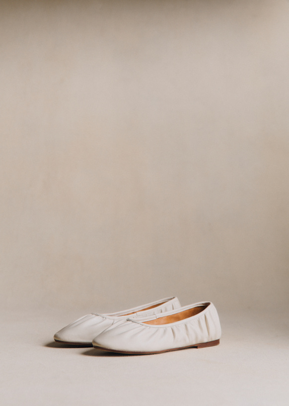Irina Ballerinas - Smooth Ecru - Smooth Ovine Leather - S&amp;eacute;zane