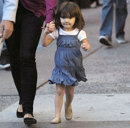 Katie Holmes steps out with Suri | Marie Claire UK
