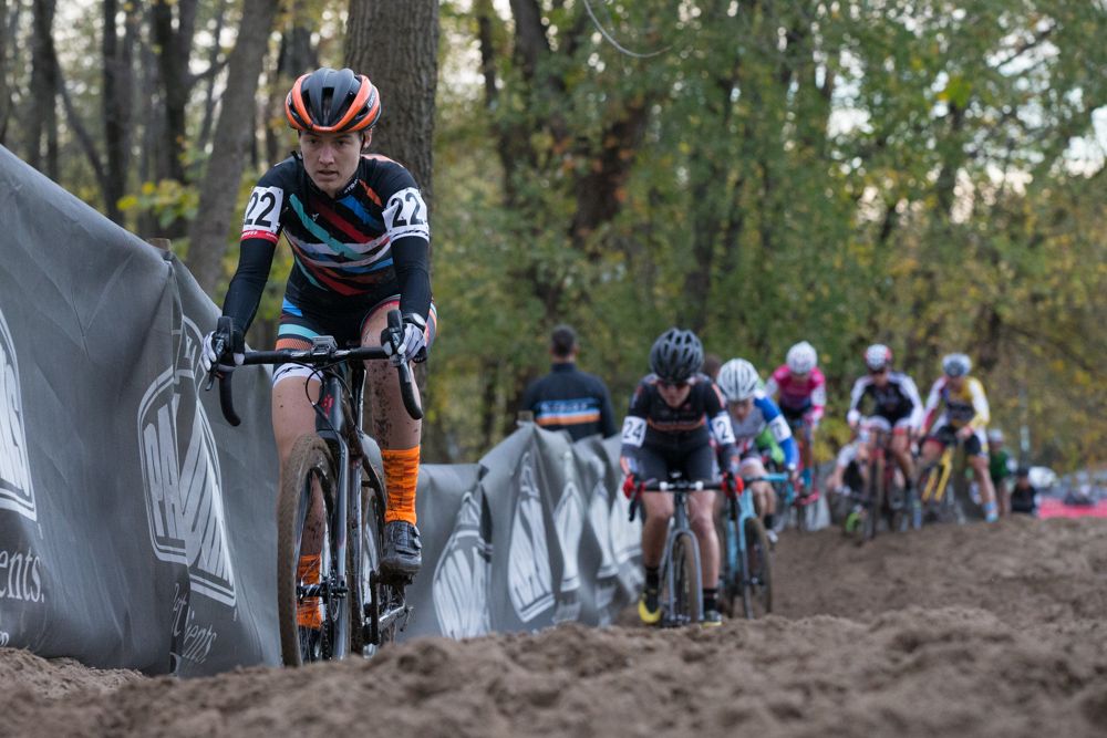 Elle Anderson leads the Elite Women on the first lap