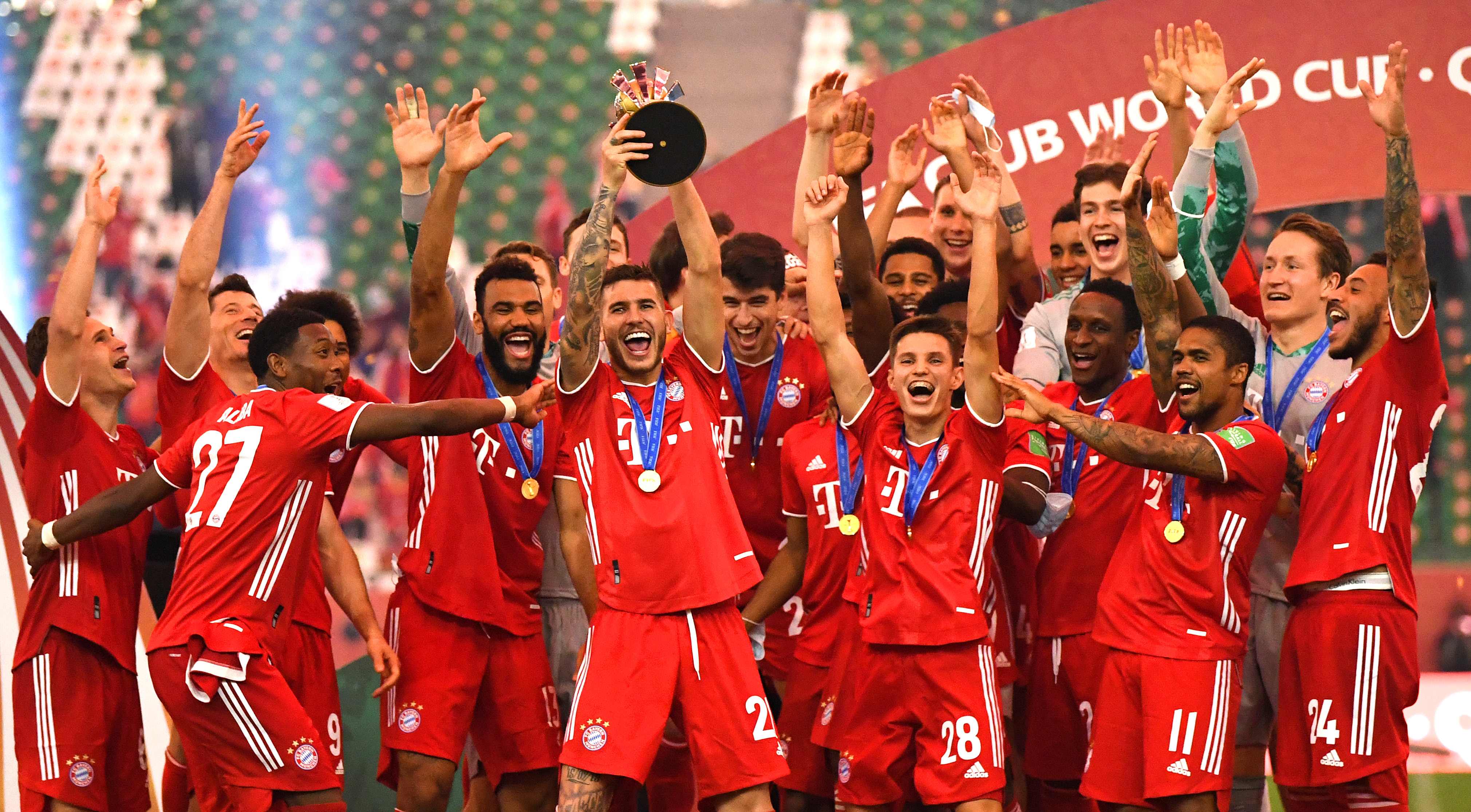 Bayern Munich lifting the Fifa Club World Cup trophy