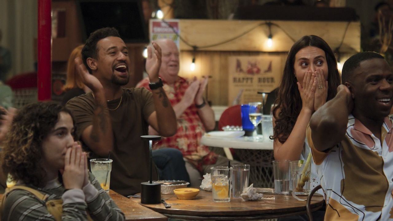 ‘Ze verstoppen zich in bomen, afval en vrachtwagens’: de wilde manier waarop cameraploegen zich verstoppen, waardoor bedrijven zich terugtrekken