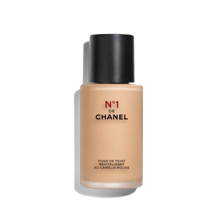 No. 1 de Chanel + Revitalizing Foundation