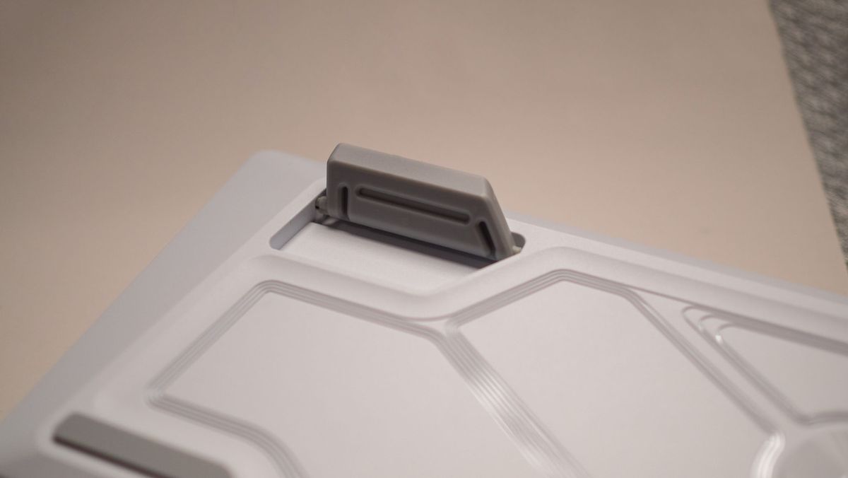 Corsair K70 Pro TKL rubber feet