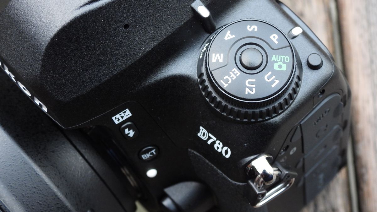 Nikon D780
