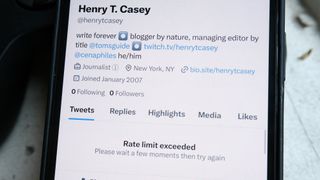 @Henrytcasey's Twitter app shows 0 followers and 0 followed accounts