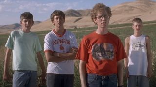 Jon Heder as Napoleon with his co-workers at the farm in Napoleon Dynamite