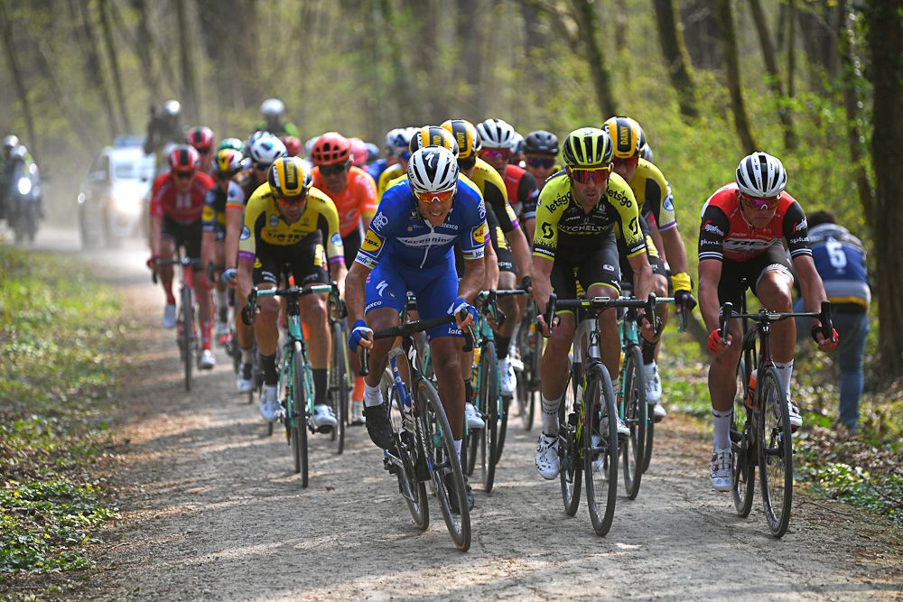 Philippe Gilbert presses the pace at Gent-Wevelgem