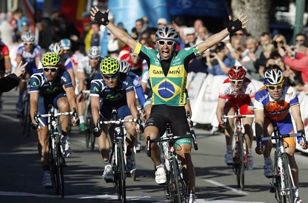 Brazilian champion Murilo Fischer (Garmin-Cervelo) wins the sprint in Palmanova