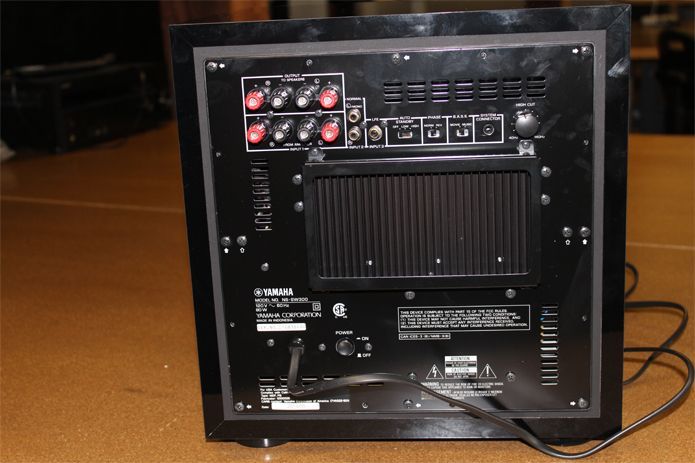 The Yamaha SW300&rsquo;s back panel has a heatsink that helps dissipate heat from the amplifier.