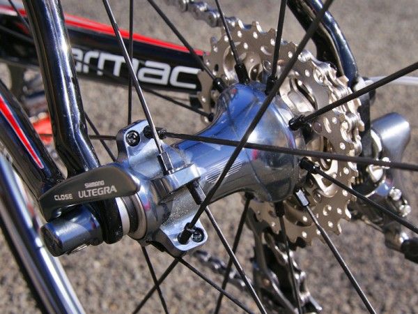 The included Ultegra wheelset is a good mid-level choice if a bit heavy and slow to accelerate.