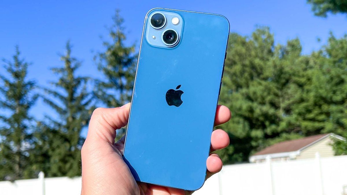 Apple iPhone 13 Pro review -  tests