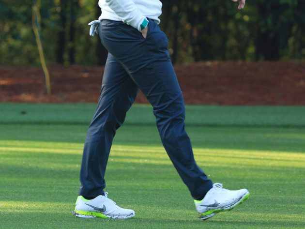rory mcilroy pink nike golf shirt