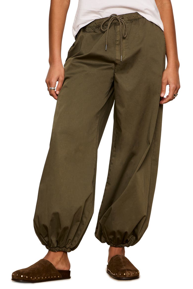 Float on Stretch Cotton Balloon Pants