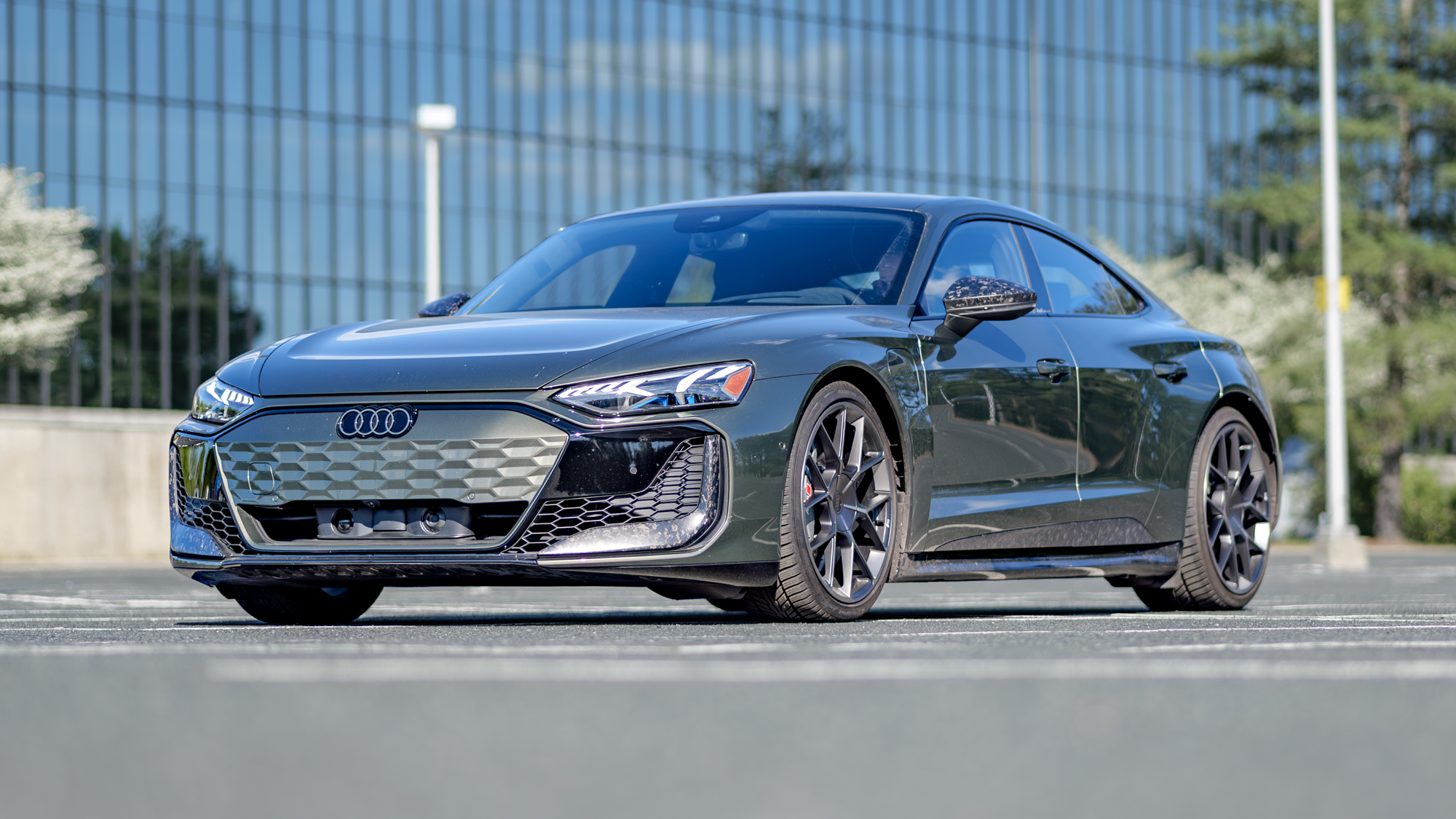 2026 Audi RS e-tron RT review.