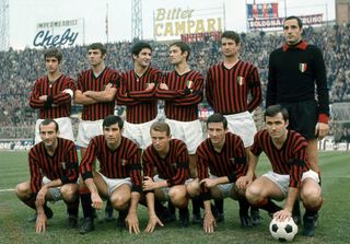 Fabio Cudicini (top right) and his AC Milan team-mates ahead of a Serie A match against Bologna in 1968/69.