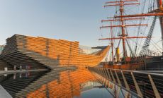 The RRS Discovery and the V&A Dundee (credit: VisitScotland / Kenny Lam)
