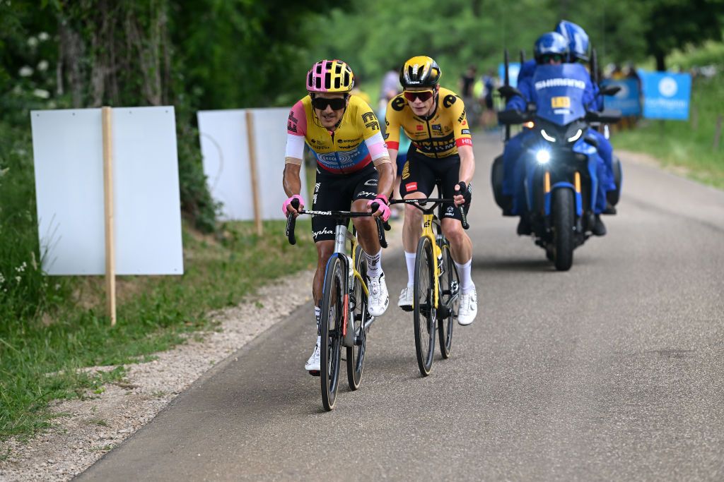 SALINSLESBAINS JUNE 08 LR Richard Carapaz of Ecuador and Team EF EducationEasyPost and Jonas Vingegaard of Denmark and Team JumboVisma compete in the breakaway during the 75th Criterium du Dauphine 2023 Stage 5 a 1911km stage from CormoranchesurSane to SalinslesBains UCIWT on June 08 2023 in SalinslesBains France Photo by Dario BelingheriGetty Images