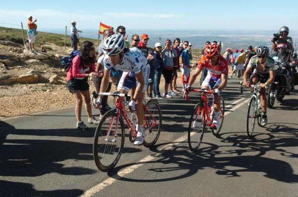 Daniel Moreno (Katusha) leads his stricken leader Joaquim Rodriguez.