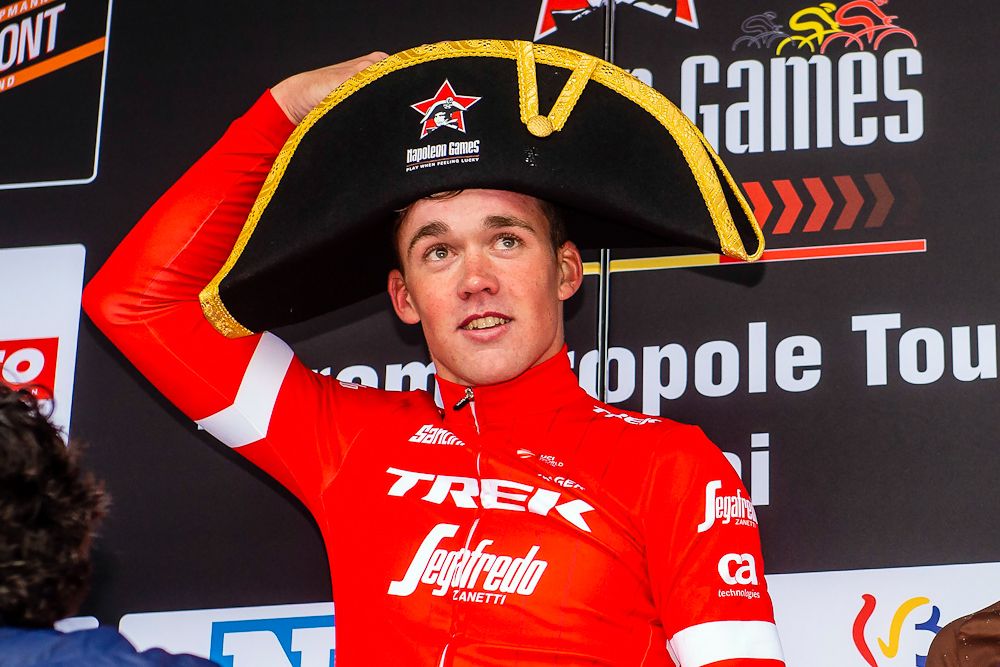 Mads Pedersen on the podium after winning Tour de l'Eurom&eacute;tropole