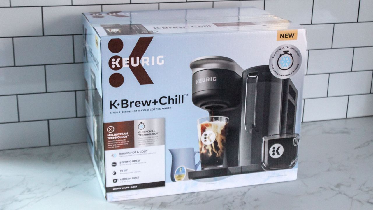 Keurig K-Brew+Chill inside the box