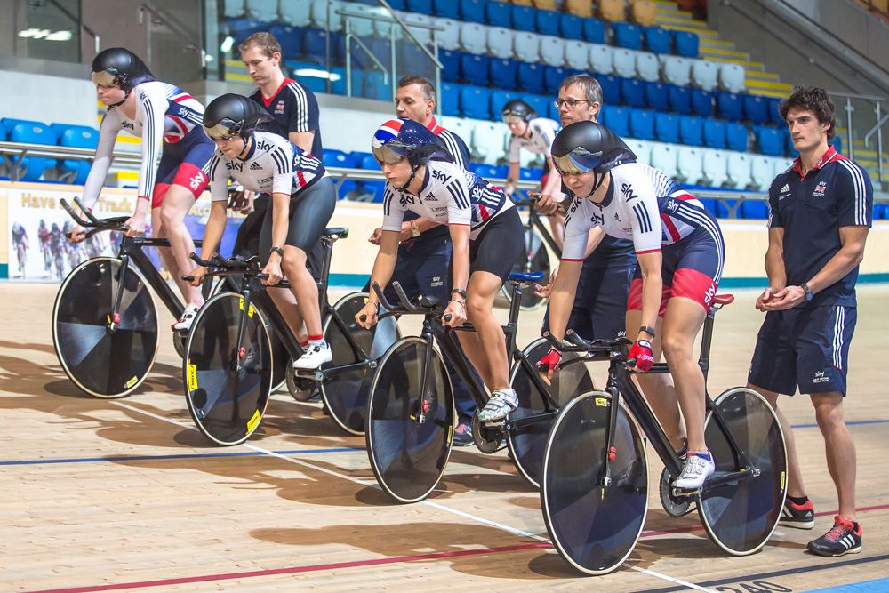 The women's team line up in the blocks
