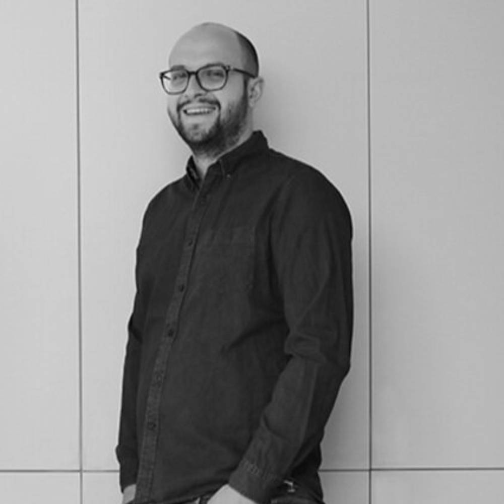headshot of Stuart Archer