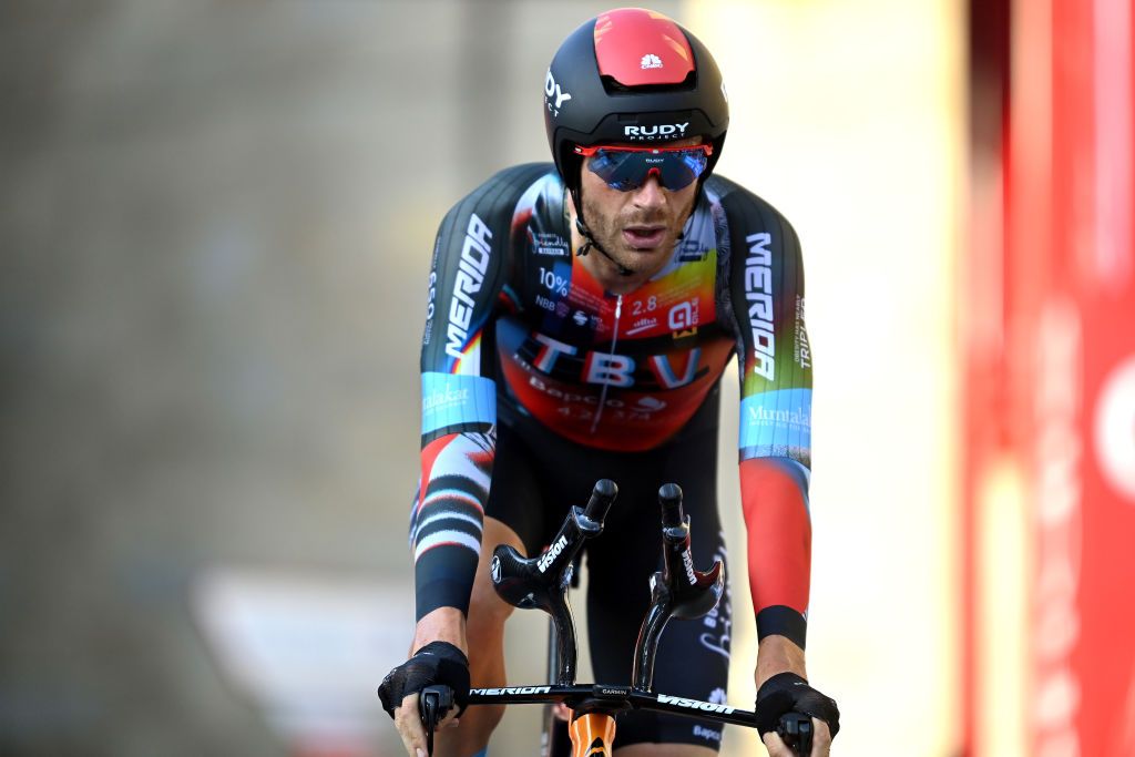 SANTIAGO DE COMPOSTELA SPAIN SEPTEMBER 05 Damiano Caruso of Italy and Team Bahrain Victorious crosses the finishing line during the 76th Tour of Spain 2021 Stage 21 a 338 km Individual Time Trial stage from Padrn to Santiago de Compostela lavuelta LaVuelta21 ITT on September 05 2021 in Santiago de Compostela Spain Photo by Stuart FranklinGetty Images