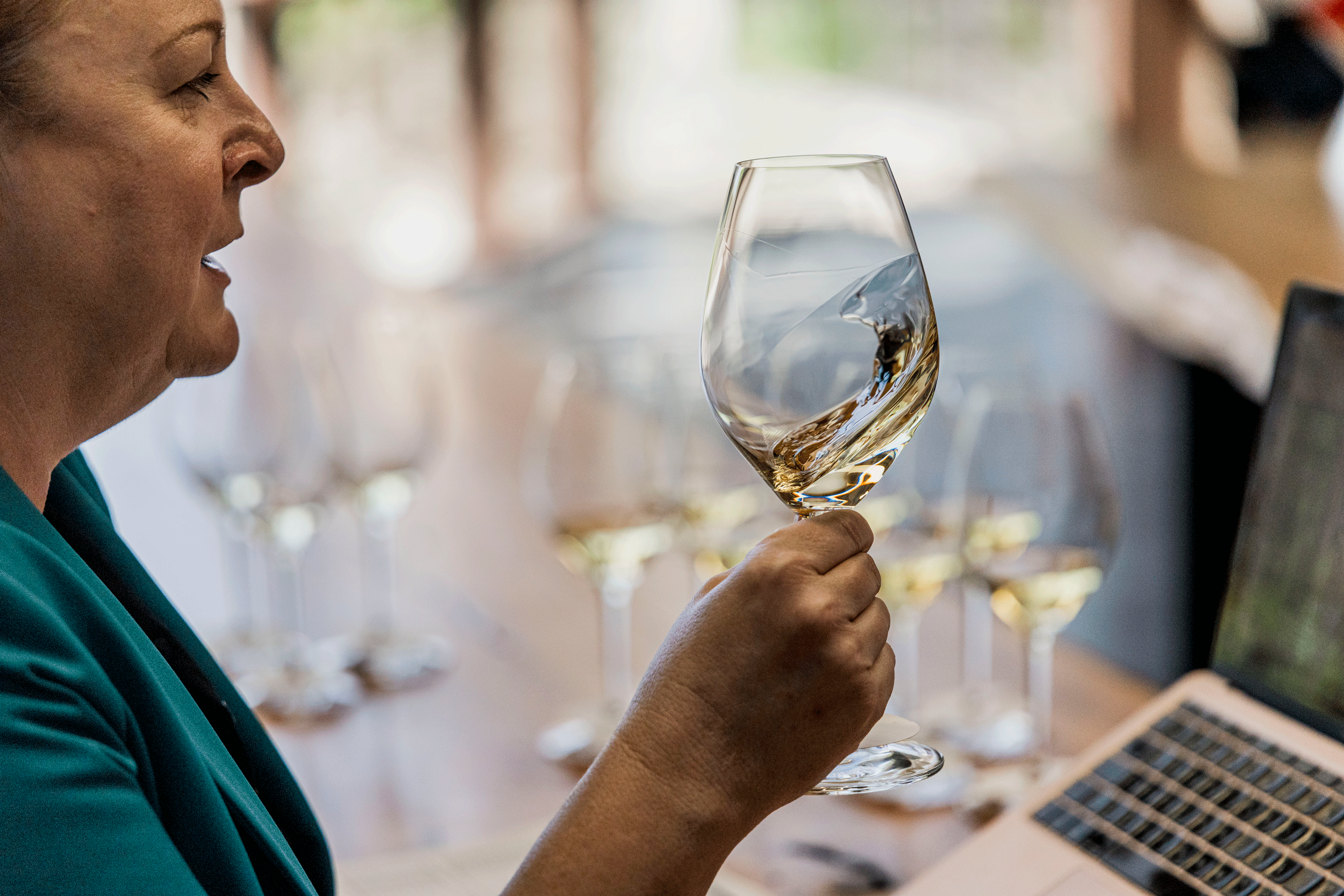 Beth Willard tasting white rioja for the Rioja Report 2026
