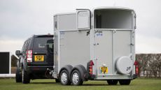 Land Rover Discovery towing a horse trailer